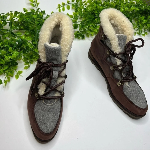 Sorel Sneakchic Alpine Boot Red Gray Size 8 - Picture 6 of 11
